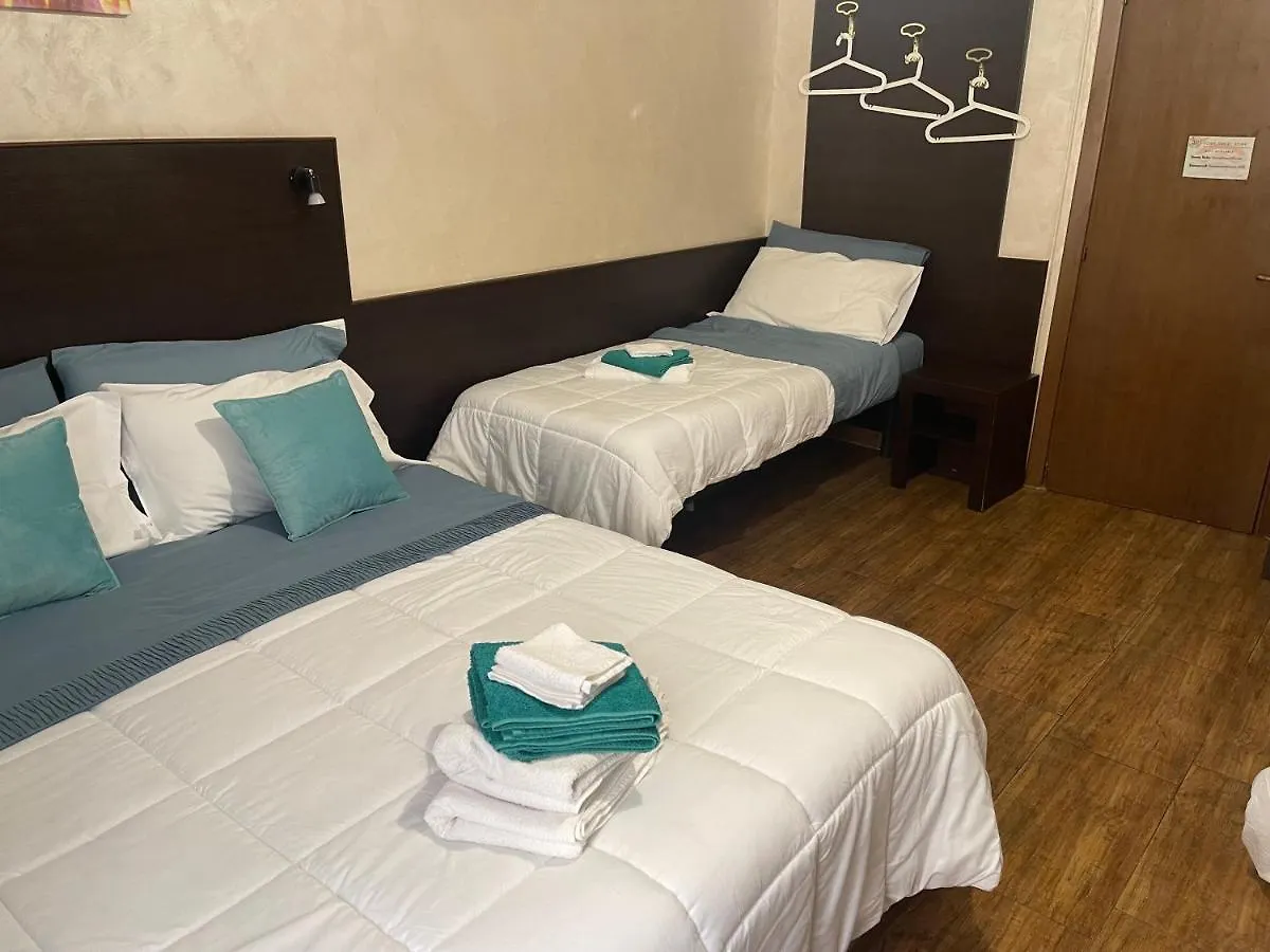 Laura Home Sweet Roma İtalya