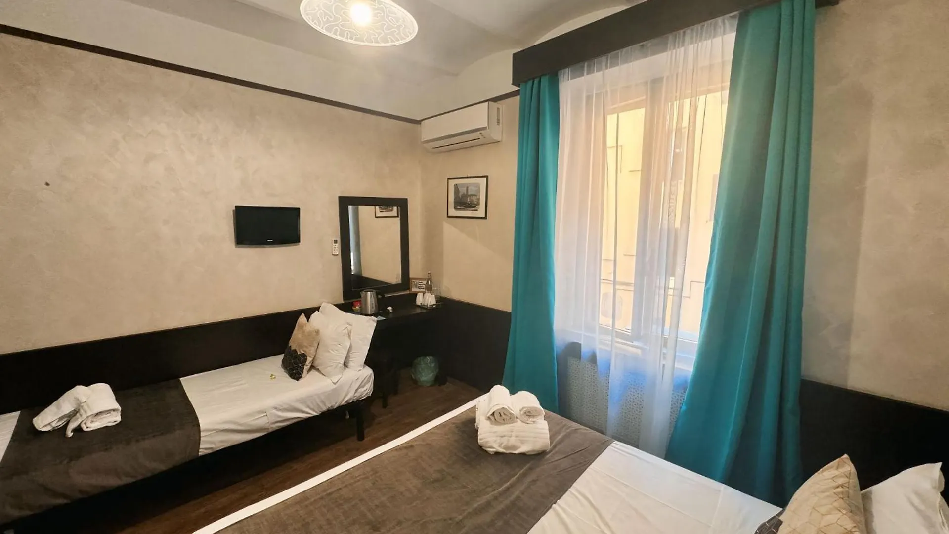 Laura Home Sweet Roma İtalya
